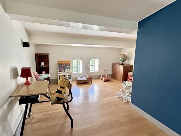 Maison
         11 pièces
        - 190 m² Bien prestige 899 000 € *