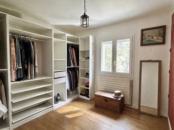 Maison
         11 pièces
        - 190 m² Bien prestige 899 000 € *