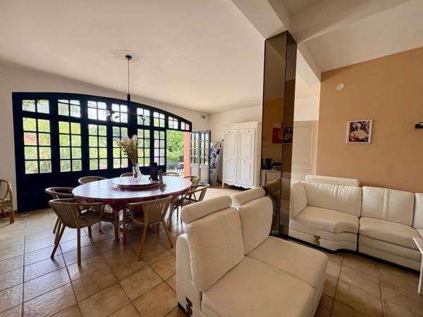 Maison à Propriété d’exception de 500 m² – Maison de famille ou domaine d'accueil (Gîtes & Chambres d'Hôtes)