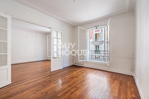 APPARTEMENT 3 PIECES DANS UN BEL IMMEUBLE ANCIEN