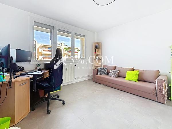 Appartement 3 pièce(s) 2 chambre(s) 73.86 m²