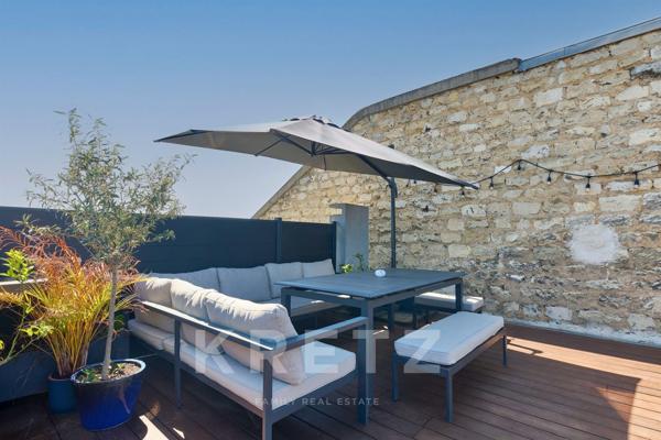 Dernier étage – Terrasse plein ciel