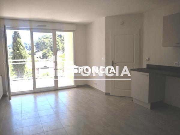 Location Appartement 2 pièces 38.05 m² - 136 AVENUE DES OLIVES Marseille 13013