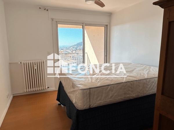 Location Appartement meublé 6 pièces 243.95 m² - Hyeres 83400