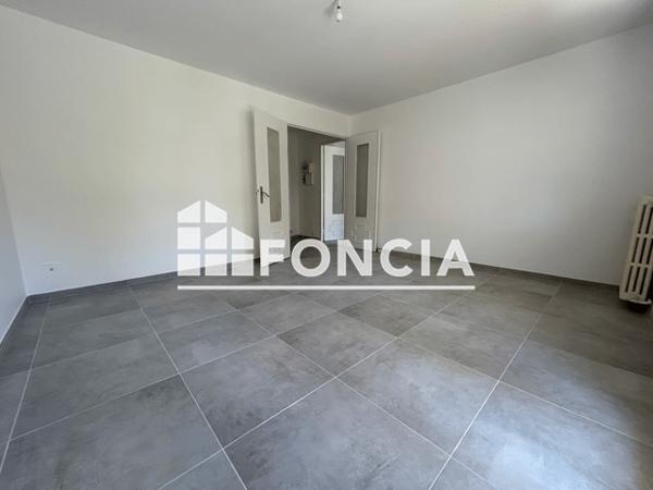 Location Appartement 3 pièces 57.95 m² - RESIDENCE LE MOULIN- 27 AVENUE DU MARECHAL JUIN Marignane 13700
