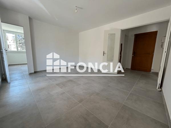 Location Appartement 3 pièces 57.95 m² - RESIDENCE LE MOULIN- 27 AVENUE DU MARECHAL JUIN Marignane 13700