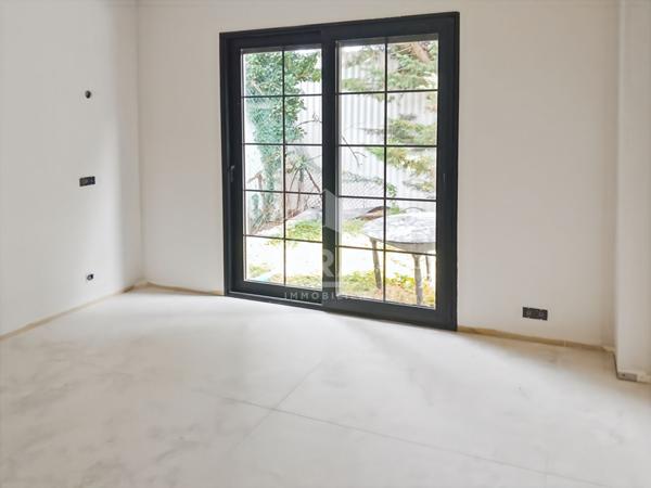 Maison contemporaine avec piscine - Écully, au calme