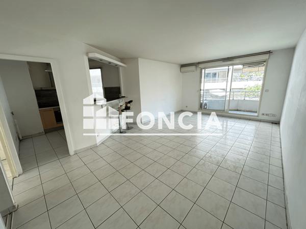 Location Appartement 3 pièces 67.67 m² - 48 ET 50 RUE DU ROUET Marseille 13006