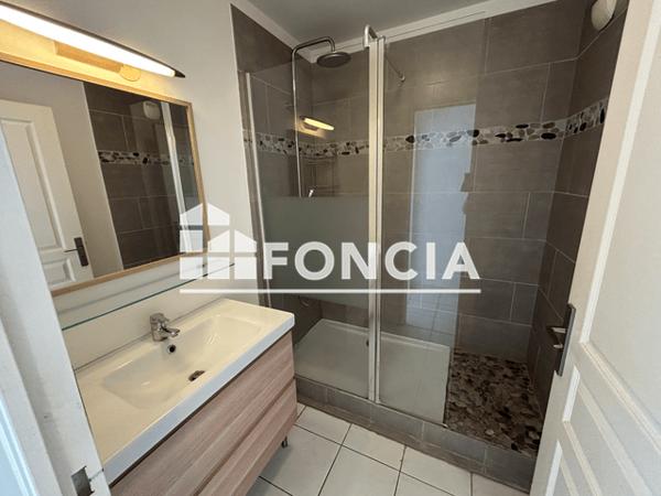 Location Appartement 3 pièces 67.67 m² - 48 ET 50 RUE DU ROUET Marseille 13006