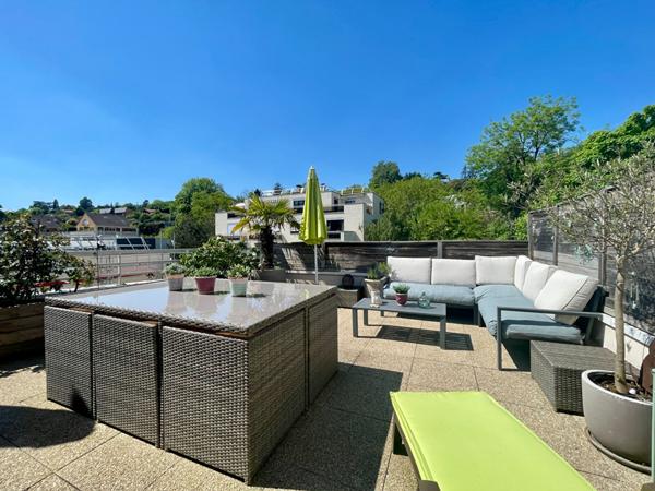 Duplex d'exception en dernier étage avec terrasse plein sud en centre-ville