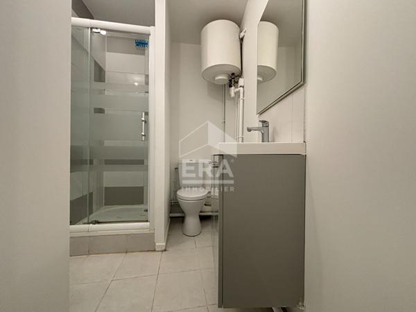 À louer  - Studio refait à neuf au coeur du centre historique d'Orléans