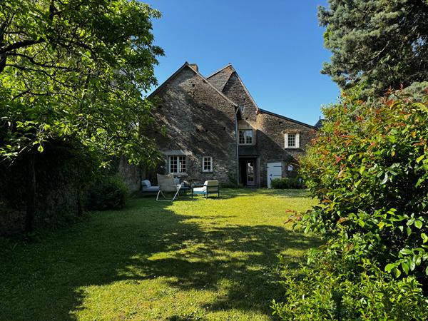 Maison 236m² – LA MEMBROLLE SUR LONGUENEE
