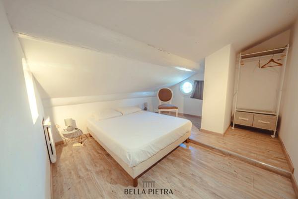 Aimargues (30470) Maison 170m2 + 130m2 - Proche Aimargues - Fort potentiel locatif