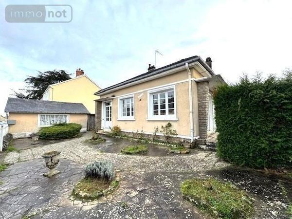 Maison à vendre à Noyen-sur-Sarthe dans la Sarthe (72430), ref : 72120-1008