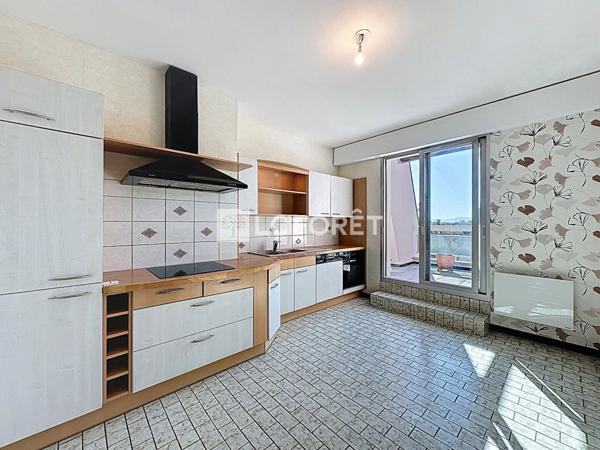 Location appartement Illkirch-Graffenstaden - 3 pièce(s) - 85 m² - 1 100 €/mois