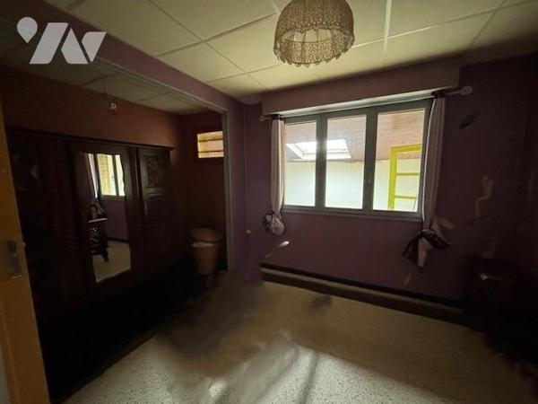 Sur la commune de AULNOIS-SOUS-LAON. 