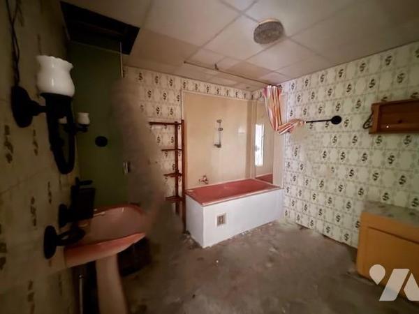 Sur la commune de AULNOIS-SOUS-LAON. 