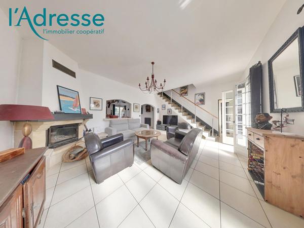Maison indépendante 167 m2 avec dépendance