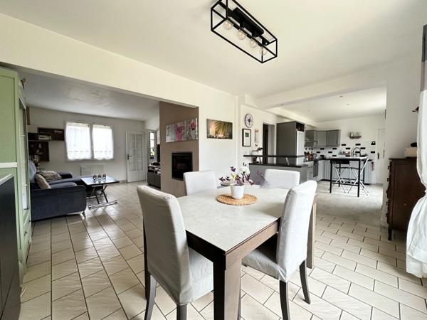 Maison à vendre - 4 Chambres - 120 M2 - Terrain 629 m2 - BURES SUR YVETTE (91)