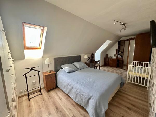 Maison à vendre - 4 Chambres - 120 M2 - Terrain 629 m2 - BURES SUR YVETTE (91)