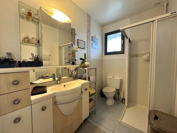 Maison à vendre - 4 Chambres - 120 M2 - Terrain 629 m2 - BURES SUR YVETTE (91)