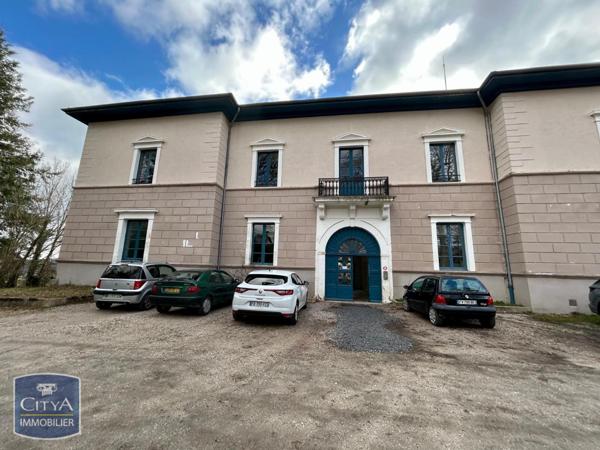 Appartement à louer 5 pièces 142.31m²