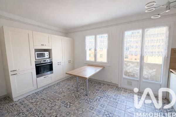 Appartement à vendre 4 pièces 85 m² Nîmes