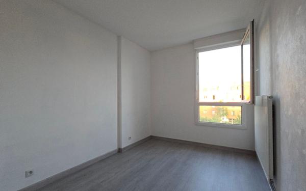 Appartement à vendre    3 pièces • 61,36 m2 Courcouronnes