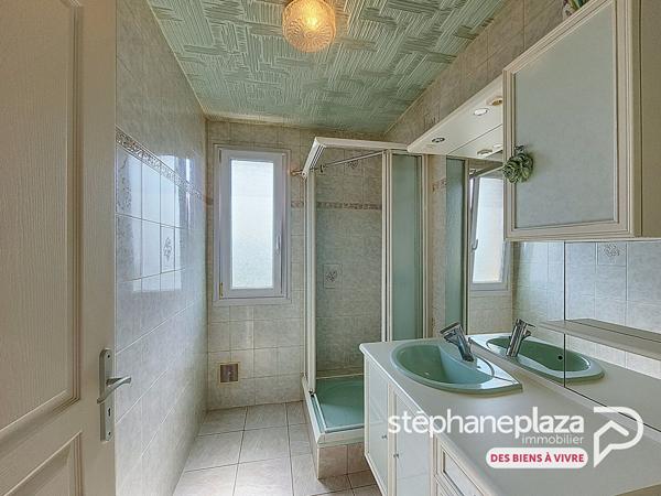 Appartement 5 pièces 92.22 m2