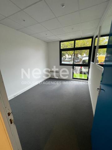 A louer bureaux 37m² à Vannes - proximité des grands axes