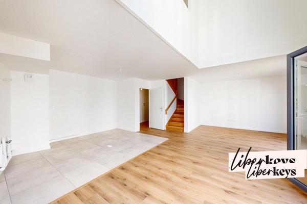 Appartement triplex - 6 pièces de 129m² - Noue Caillet à la lisière du Canal de l'Ourcq de Bondy 93140