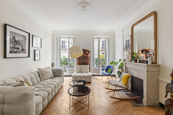 EXCEPTIONNEL - Appartement familial avec balcon et vue Canal !