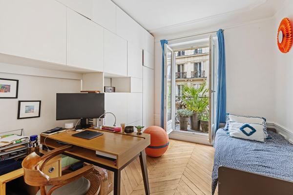 EXCEPTIONNEL - Appartement familial avec balcon et vue Canal !