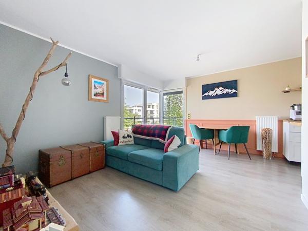 Appartement T2 de 44m² avec loggia et parking LA CHAPELLE D ARMENTIERES