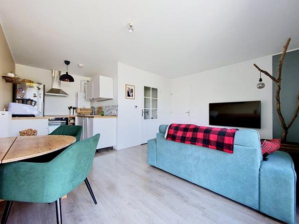 Appartement T2 de 44m² avec loggia et parking LA CHAPELLE D ARMENTIERES
