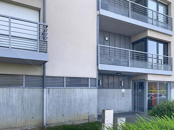 Appartement T2 de 44m² avec loggia et parking LA CHAPELLE D ARMENTIERES