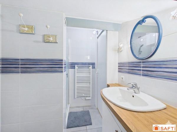 Maison 120m² avec piscine dans un écrin de verdure