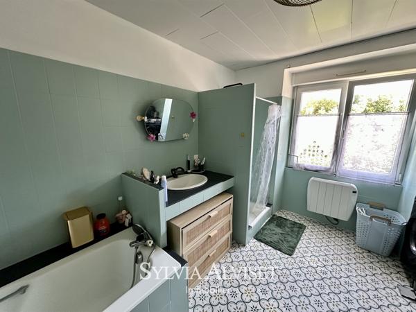 Maison 9 pièces - 197 m²