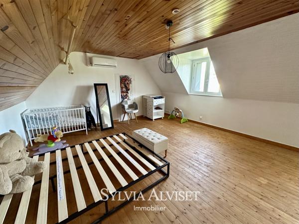 Maison 9 pièces - 197 m²