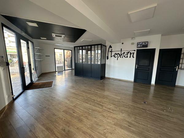 Centre ville local commercial Gradignan de 79m2 , Gradignan Centre ville local commercial Gradignan de 79m2 , Gradignan