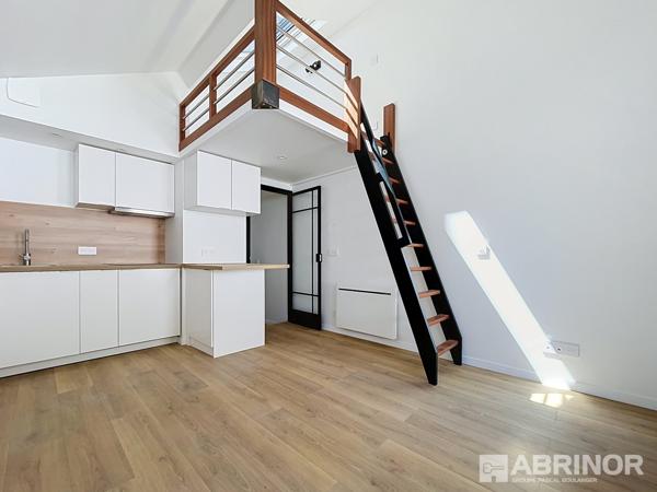 QUARTIER SEBASTOPOL, BEL APPARTEMENT AVEC UN JARDIN PRIVATIF LILLE