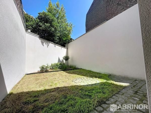 QUARTIER SEBASTOPOL, BEL APPARTEMENT AVEC UN JARDIN PRIVATIF LILLE