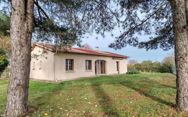 Maison à vendre    4 pièces •  Saint-Sardos