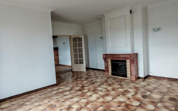 Maison à vendre    4 pièces •  Saint-Sardos