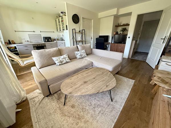Appartement Poissy 1 pièce(s) 31m2 €179 900 ** - Référence 9206