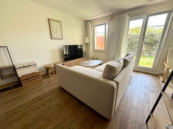 Appartement Poissy 1 pièce(s) 31m2 €179 900 ** - Référence 9206