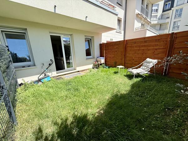 Appartement Poissy 1 pièce(s) 31m2 €179 900 ** - Référence 9206