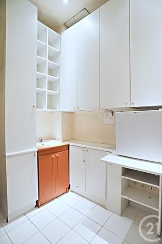 Appartement F3 à vendre  3 pièces - 64 m2 PARIS - 75008