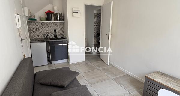 À vendre Studio 12.8 m² - Toulon 83200