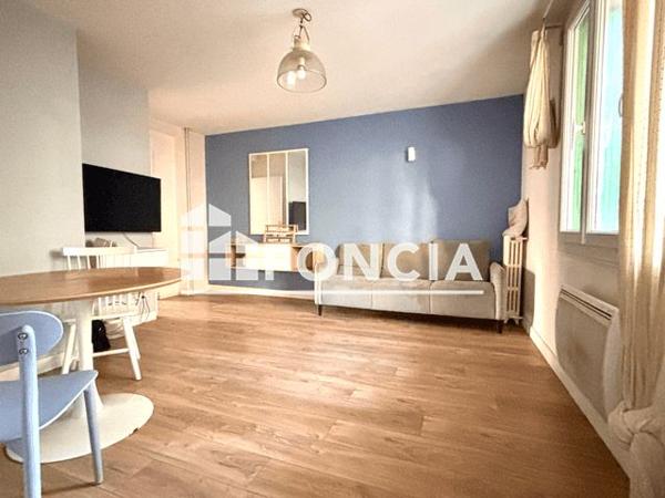 À vendre Appartement 4 pièces 63 m² - Marseille 13001